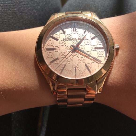 Brand New- Slim Runway Michael Kors Watch - Picture 3 of 7